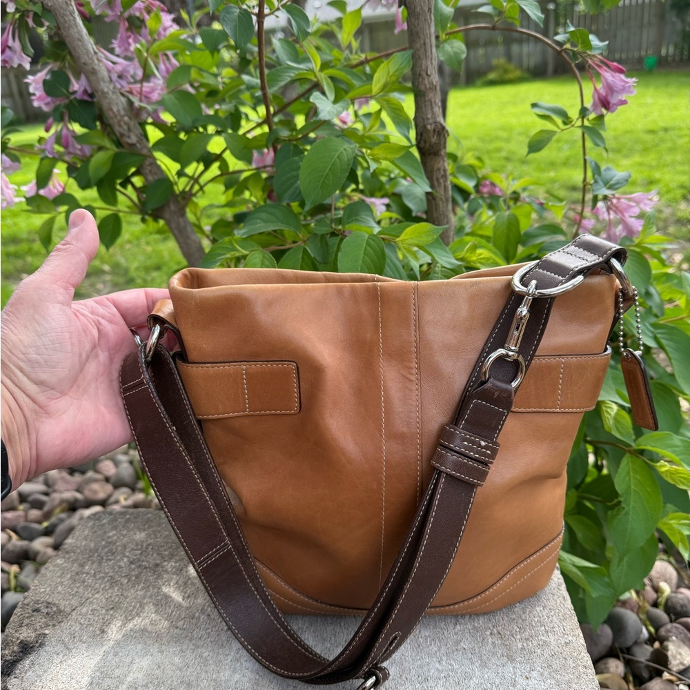 Vintage Coach SoHo Slim with adjustable strap